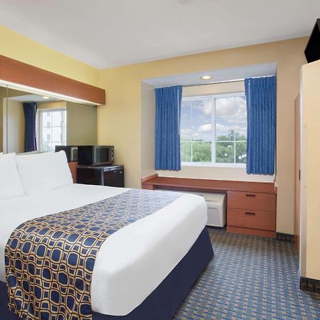 Microtel Inn & Suites Лисбург Экстерьер фото