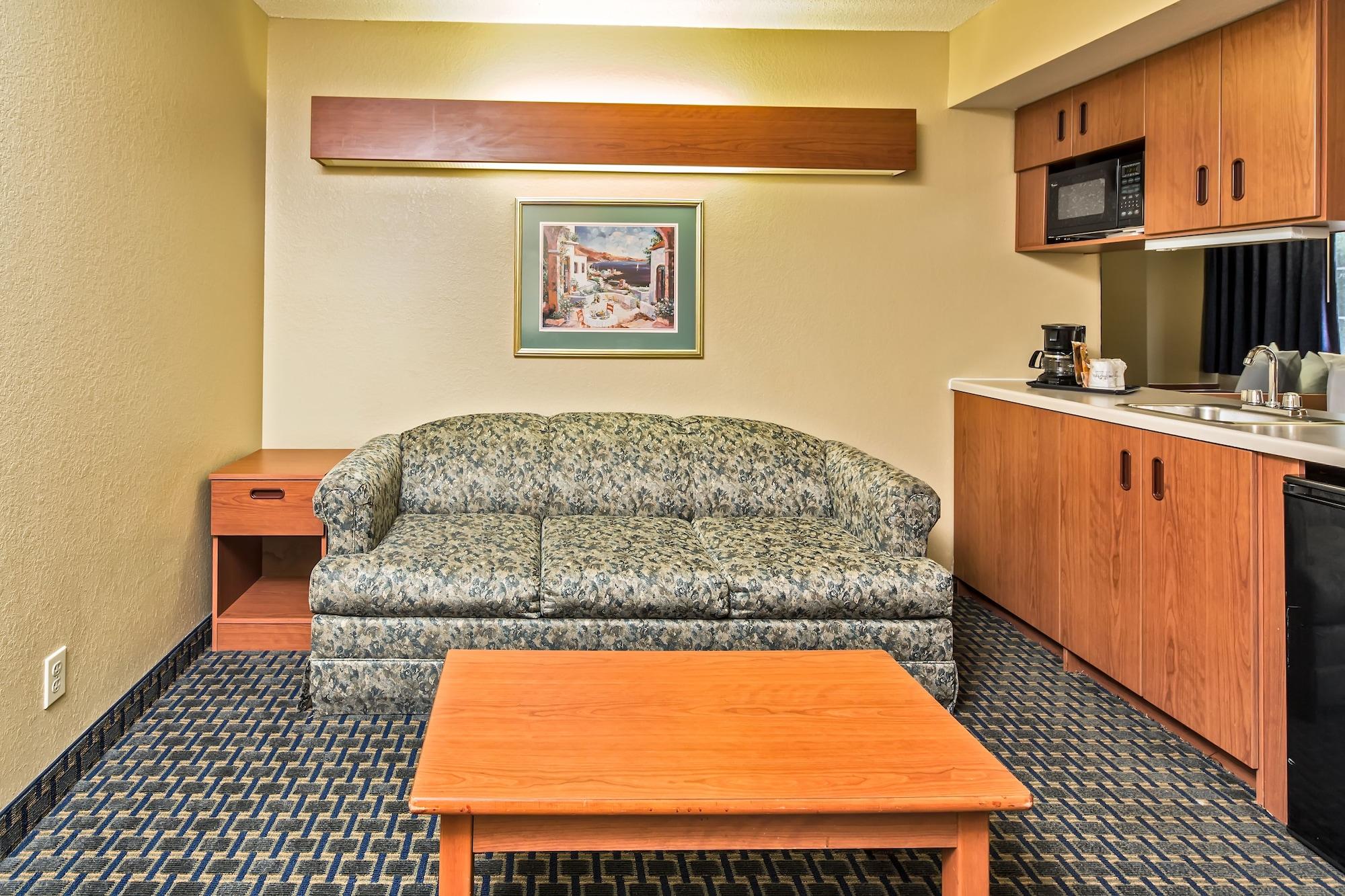 Microtel Inn & Suites Лисбург Экстерьер фото